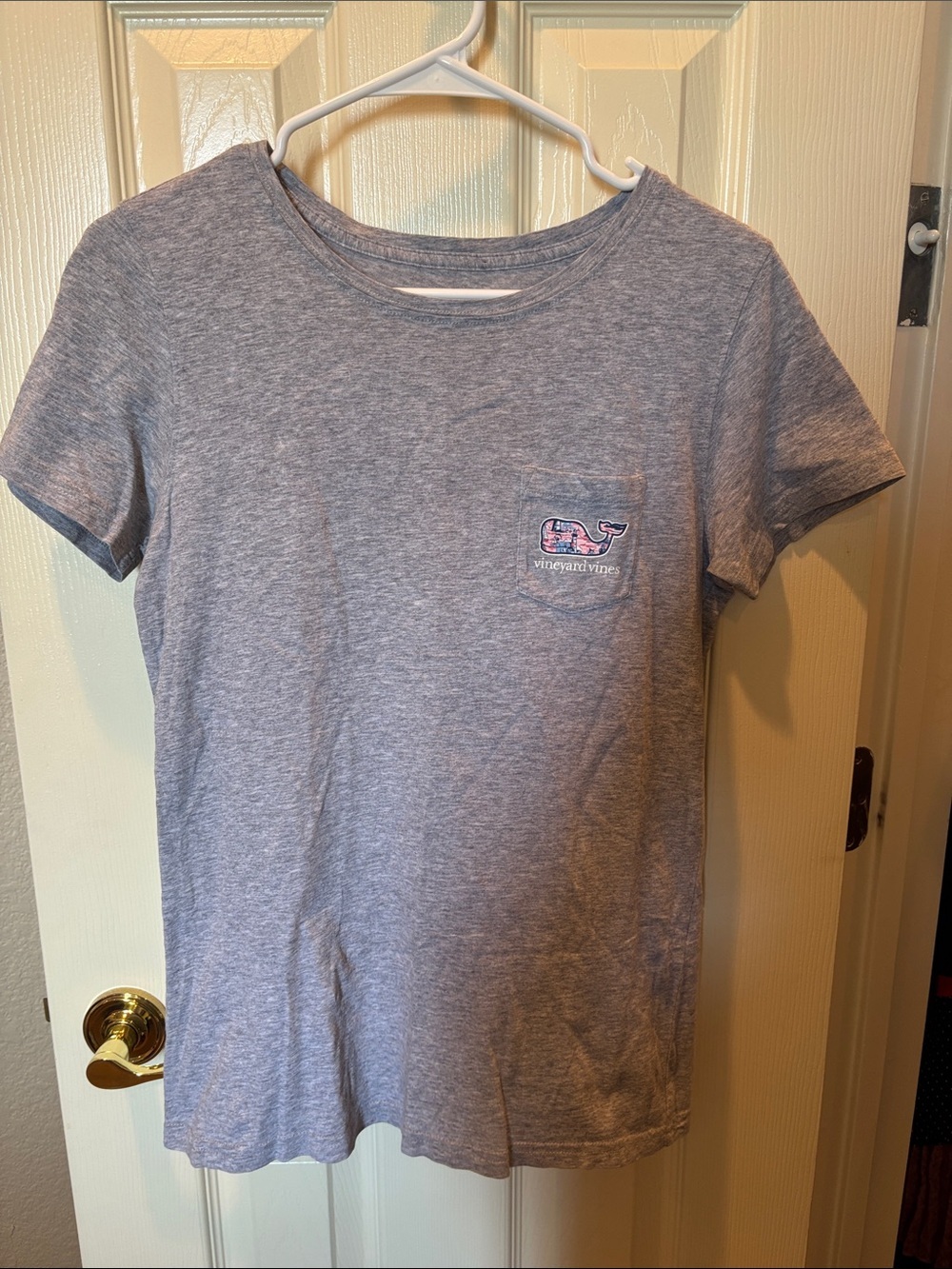 Vineyard Vines Pocket T-Shirt Womens Size XS Gray Short Sleeve Whale Logo Cotton